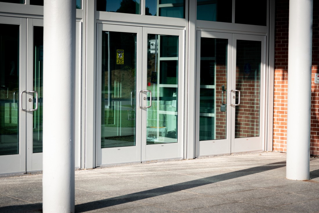 Commercial Door Installation in Roseville, MI | Great Lakes Security Hardware - AdobeStock_285868430